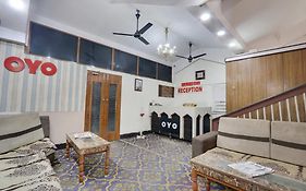 Oyo 71906 Grand Hotel And Lodge 4*
